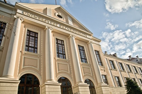 Головний корпус Вроцлавського природничого університету
