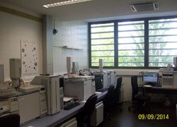 Сучасне обладнання лабораторій