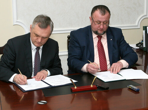 Уманський НУС підписав угоду про співпрацю з ЧНУ ім. Б. Хмельницького