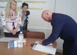 Підписано договір про співпрацю Рад молодих учених ВНЗ Черкащини