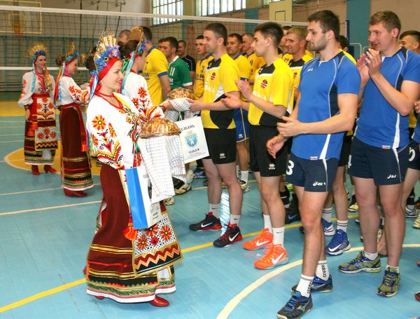 Відкриття фінальних ігор з волейболу на базі Уманського НУС