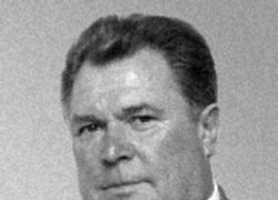 Парубок Омелян Никонович двічі Герой Соціалістичної Праці, закінчив факультет агрономії в 1980 р.