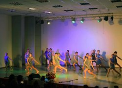 Світ дитинства  на сцені УДПУ (Танцює Уманська перлинка)