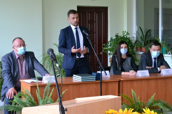 Діалог про проведення ефективних реформ у системі вищої освіти України