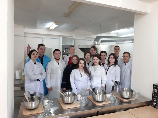 Master class on cooking and decorating at the Department of Food Technology