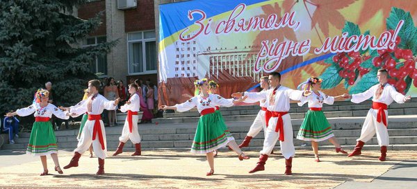 Танцювальні колективи Уманського НУС підкорили фестиваль «Квіти Зимцерли»