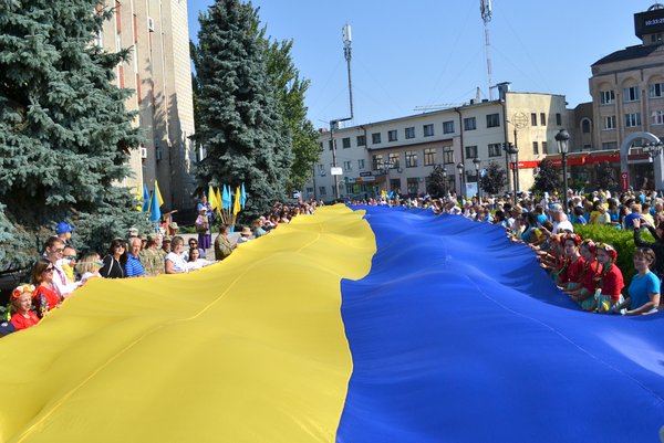 Делегація колективу Уманського НУС взяла участь у заходах до Дня Державного Прапора України