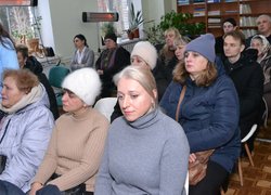 В Уманському національному університеті садівництва презентували збірку «Пливе кача. Умань. 2022»