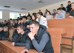 Здобувачам освіти Уманського НУС розповіли як пройти військовий вишкіл