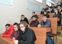 Здобувачам освіти Уманського НУС розповіли як пройти військовий вишкіл