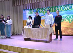 Гроші на ЗСУ, призи — учасникам: На факультеті менеджменту провели благодійну лотерею