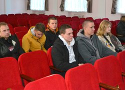 Гроші на ЗСУ, призи — учасникам: На факультеті менеджменту провели благодійну лотерею