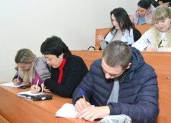 Колектив Уманського національного університету садівництва долучився до написання Диктанту національної єдності