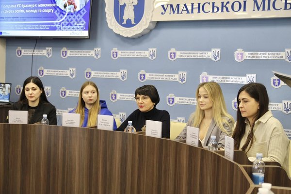 Студенти Уманського НУС дізнавались про міжнародні можливості від Erasmus+