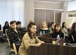 Студенти Уманського НУС дізнавались про міжнародні можливості від Erasmus+