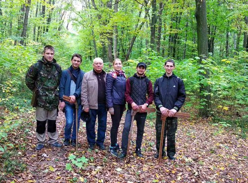 Практичні заняття з підготовки науково-дослідних та навчальних об’єктів в Білогрудівському лісі.