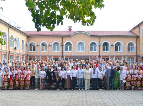 Щиро та сердечно вітаємо першокурсників факультету лісового і садово-паркового господарства Уманського національного університету садівництва!