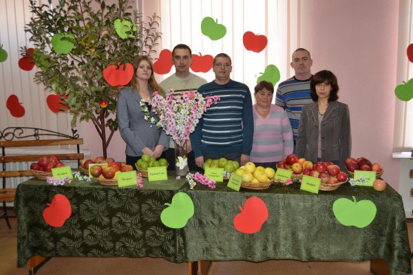 День яблук в Уманському НУС
