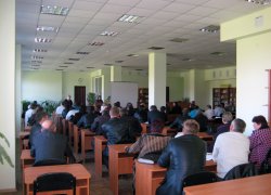Триває навчання сільських і селищних голів в університеті (18.10.2012)