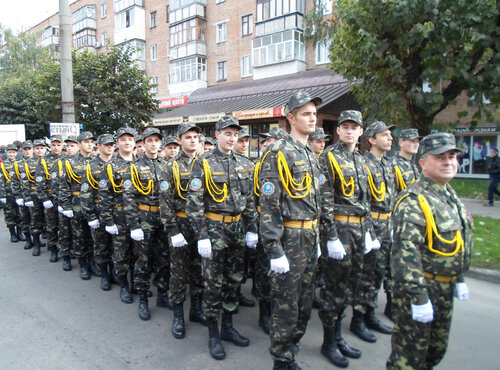 До дня Збройних сил України